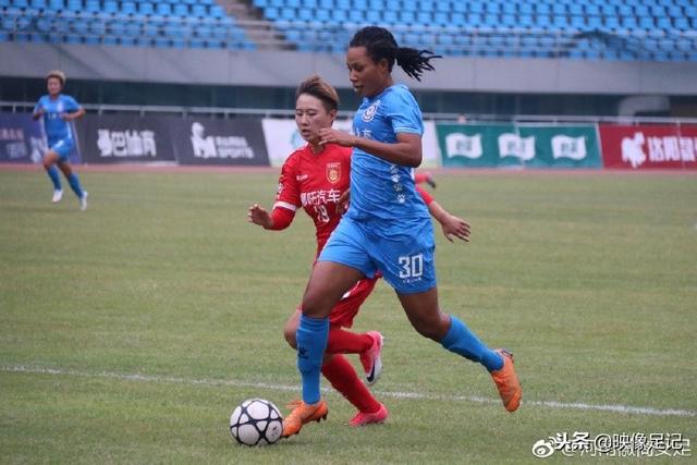 巴黎强势表现击败曼城 中场漏洞暴露无遗